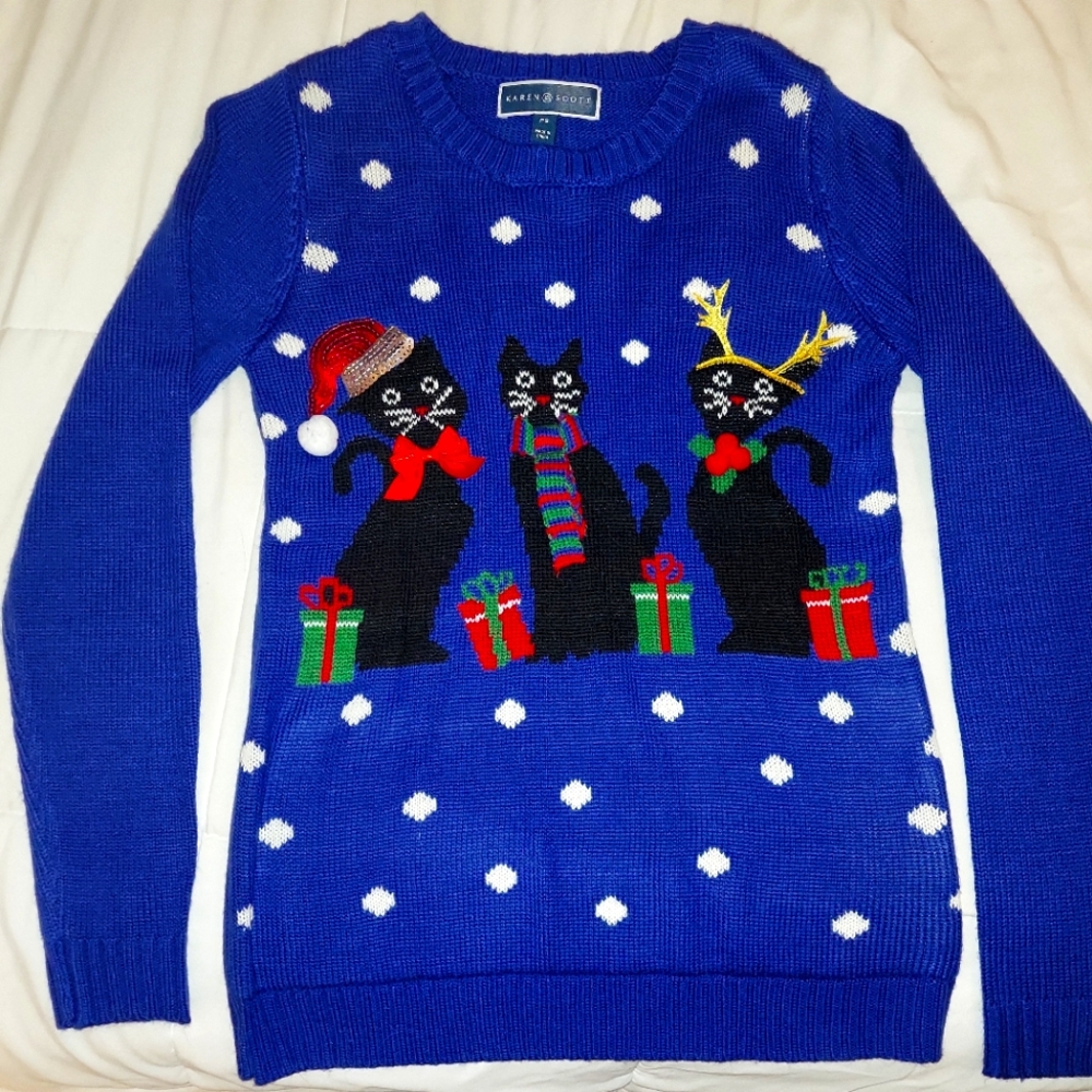 ❄️ Christmas Sweater with Decorated Cats